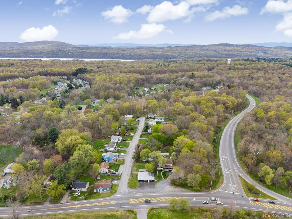 637 Violet Avenue Hyde Park NY 12538