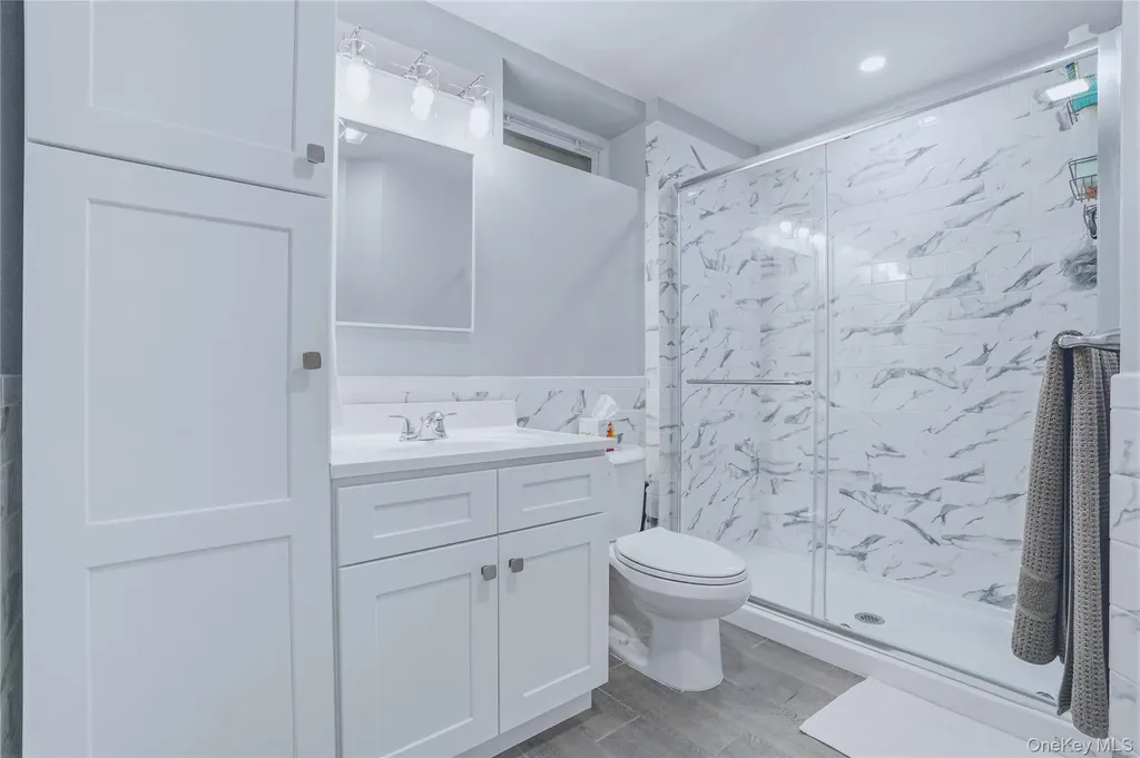 21 Evarts Avenue White Plains NY 10607