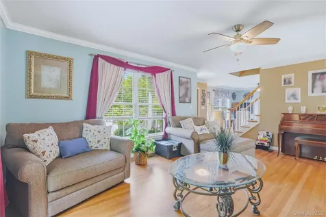 21 Evarts Avenue White Plains NY 10607