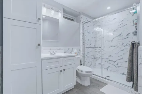 21 Evarts Avenue White Plains NY 10607