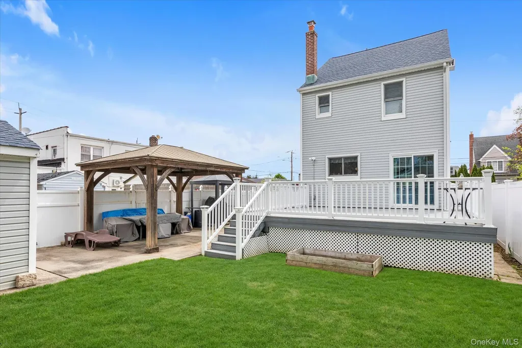 65 Liggett Road Valley Stream NY 11581