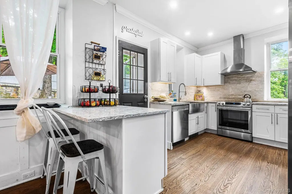 11 Forest Place Lake Peekskill NY 10537