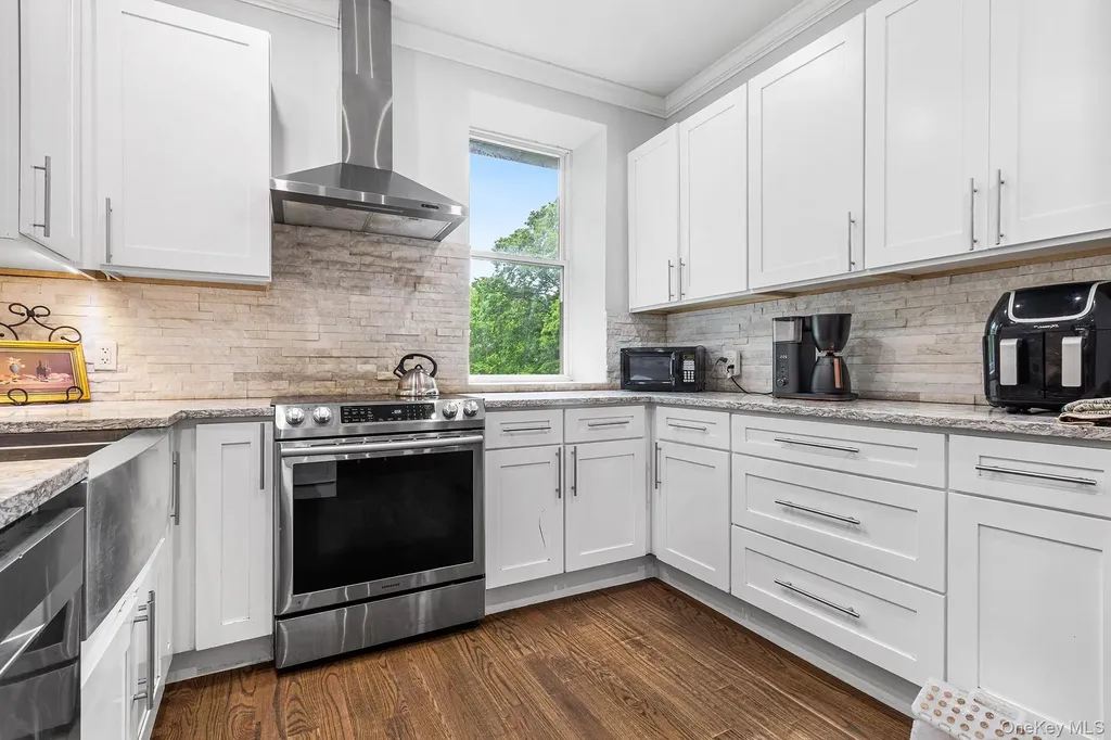 11 Forest Place Lake Peekskill NY 10537