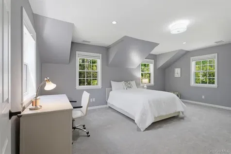 136 Devonshire Road Larchmont NY 10538