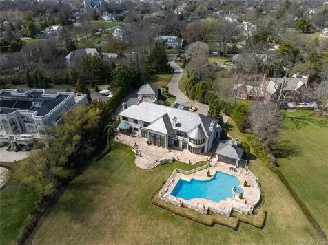 1245 Veeder Drive Hewlett Bay Park NY 11557