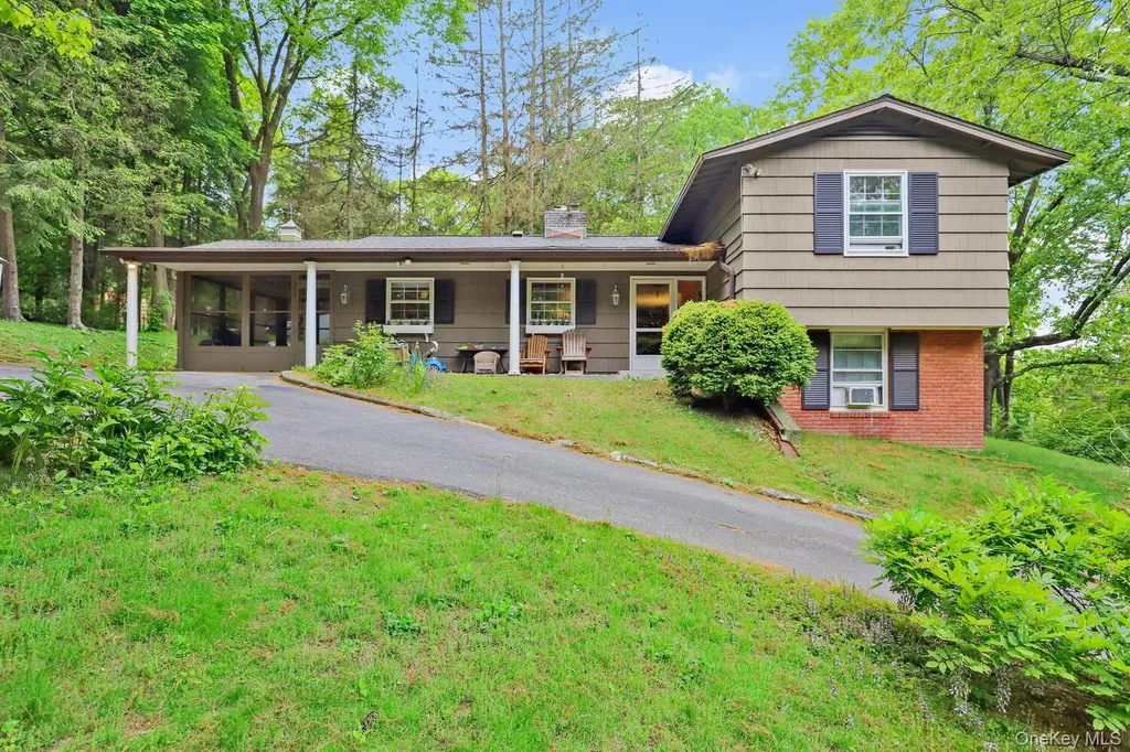 104 Forest Drive Mount Kisco NY 10549