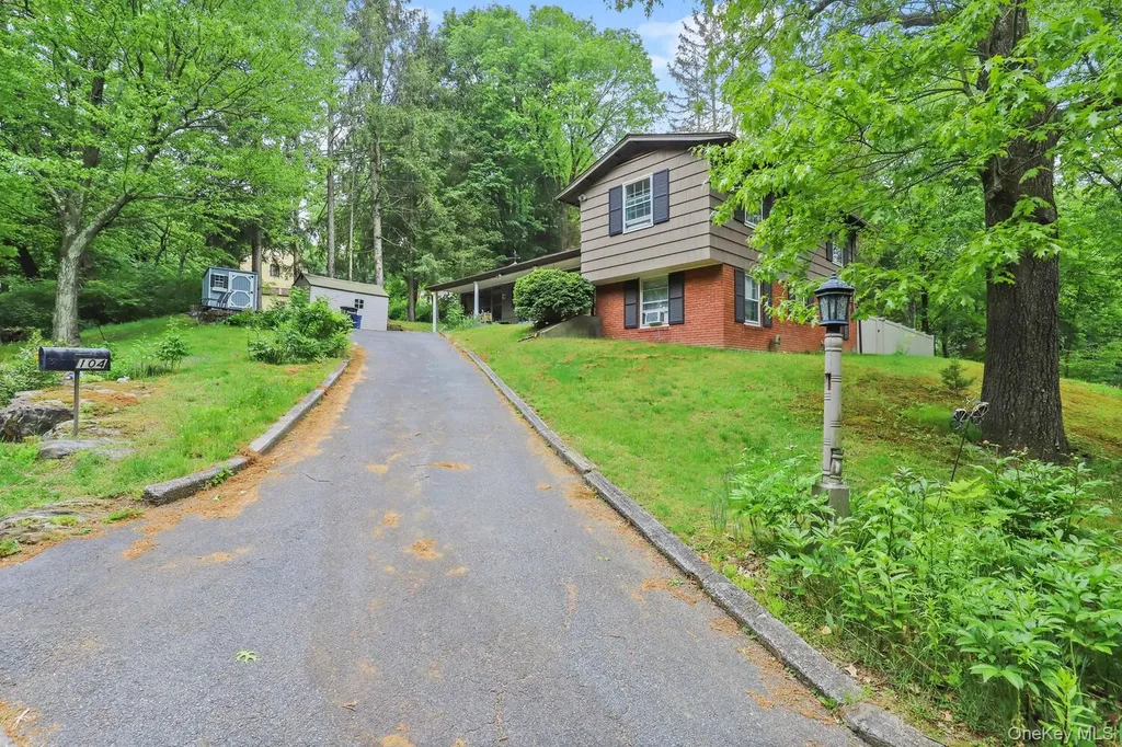 104 Forest Drive Mount Kisco NY 10549