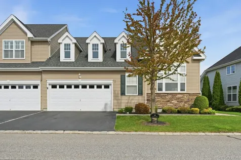 48 Augusta Drive Medford NY 11763