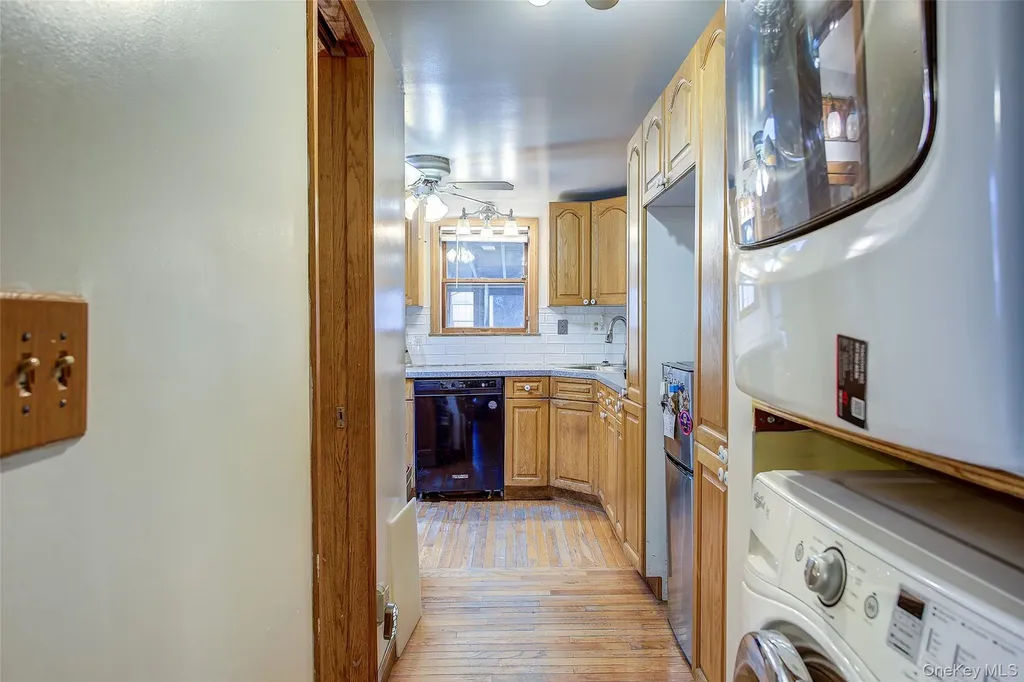 149-07 12th Avenue Whitestone NY 11357