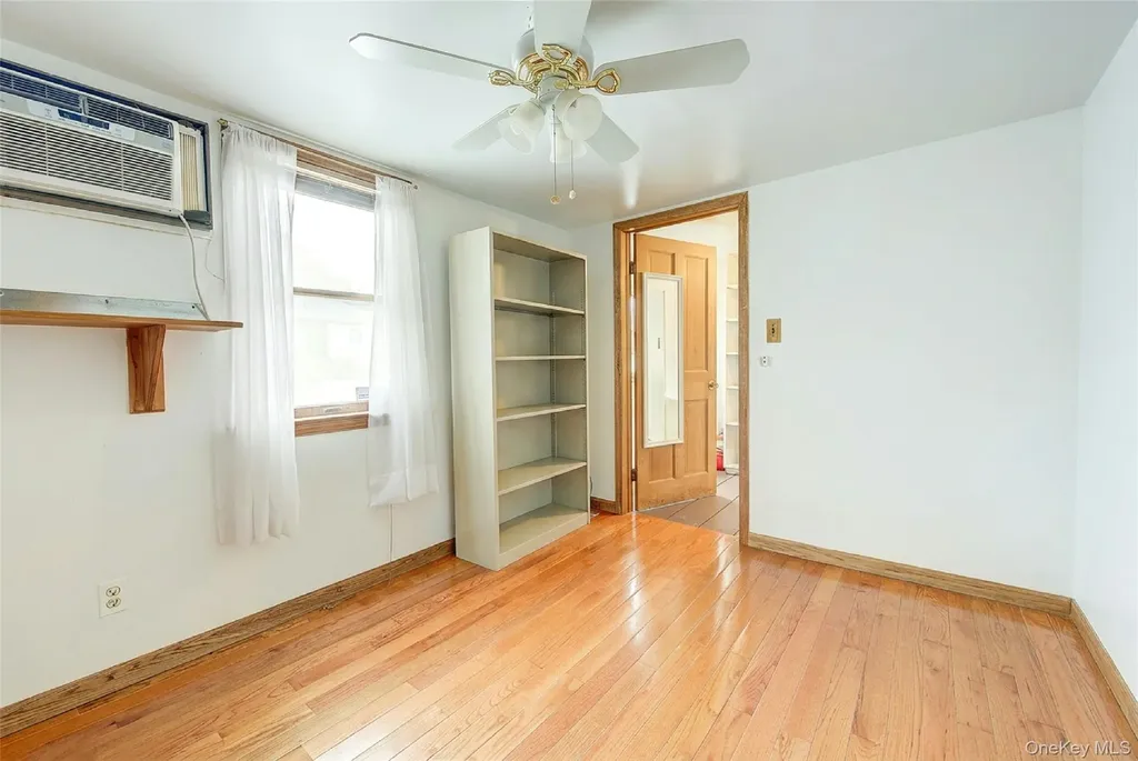 149-07 12th Avenue Whitestone NY 11357