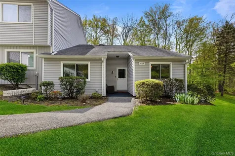 142 Flintlock Way Yorktown Heights NY 10598