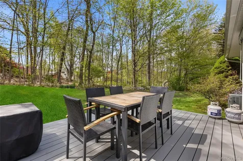 142 Flintlock Way Yorktown Heights NY 10598