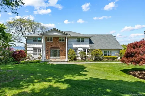 24 Cricket Lane Great Neck NY 11024
