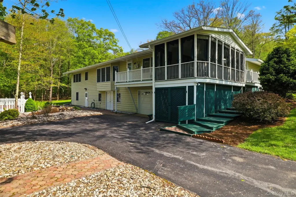89 W Ridge Road Warwick NY 10990