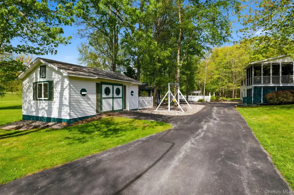 89 W Ridge Road Warwick NY 10990