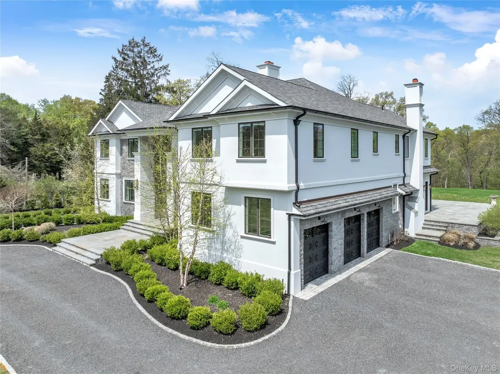 5 Gerry Lane Lloyd Neck NY 11743