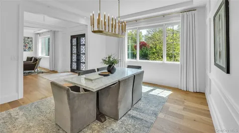 5 Gerry Lane Lloyd Neck NY 11743