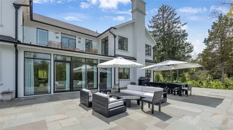 5 Gerry Lane Lloyd Neck NY 11743
