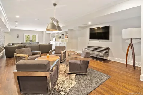 84 Twin Lakes Drive Bedford NY 10506
