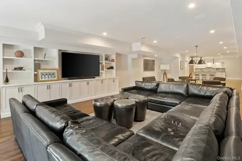 84 Twin Lakes Drive Bedford NY 10506