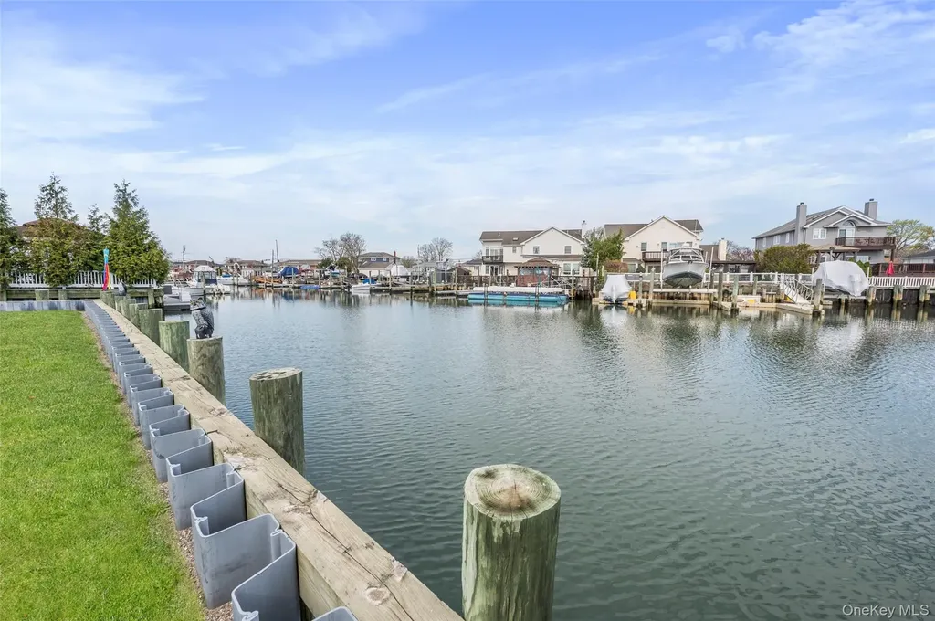 3414 Riverside Drive Oceanside NY 11572