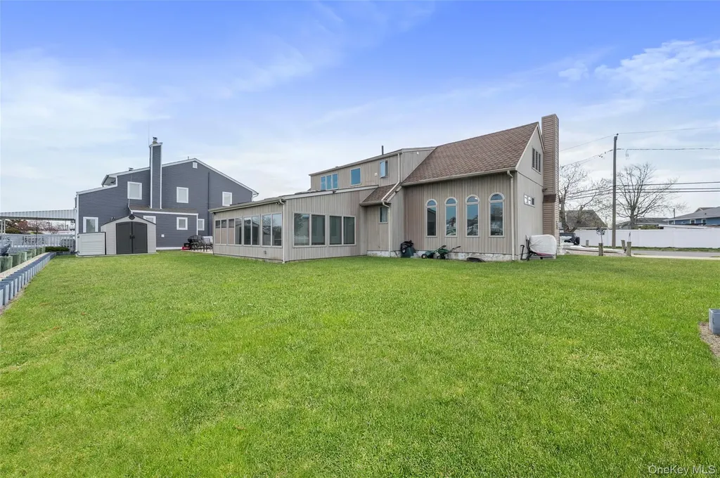 3414 Riverside Drive Oceanside NY 11572