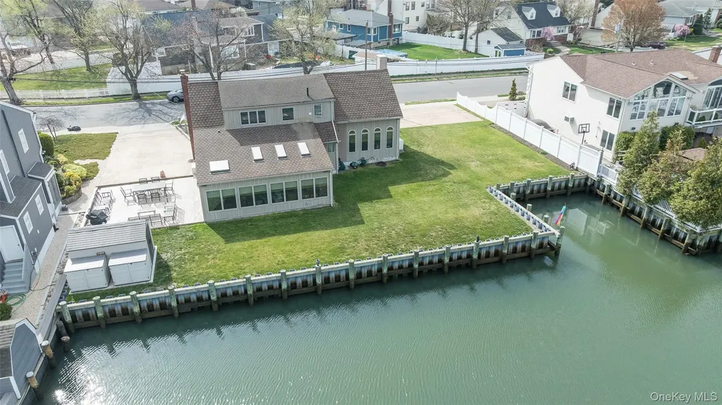 3414 Riverside Drive Oceanside NY 11572