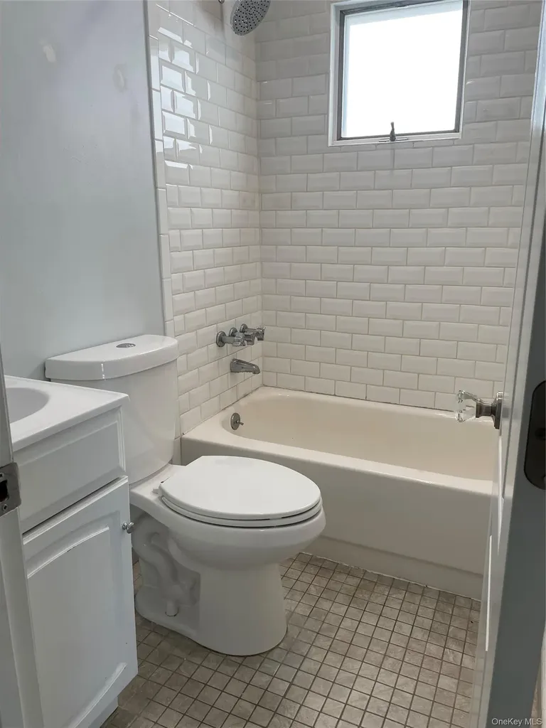Howard Beach NY 11414