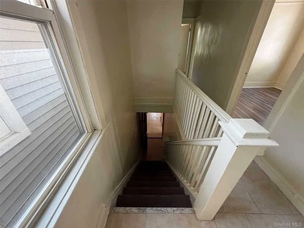 2941 Middletown Road Bronx NY 10461