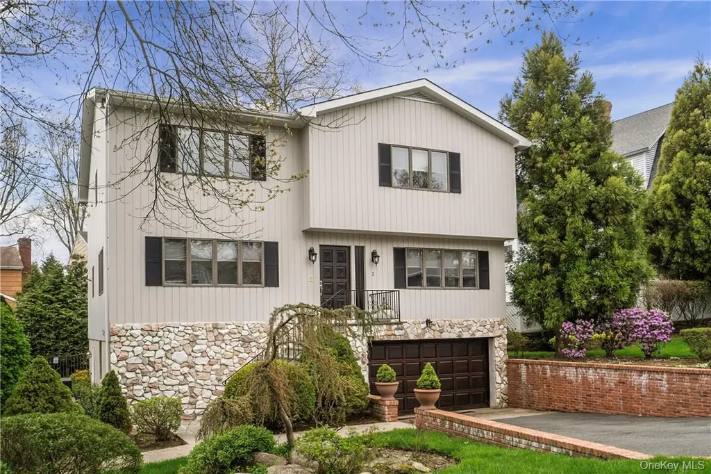 2 Beaver Landing Harrison NY 10528