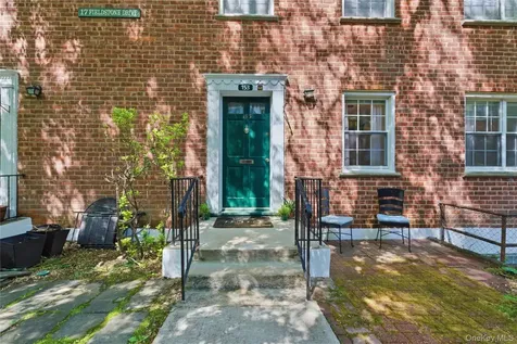 17 Fieldstone Drive Hartsdale NY 10530