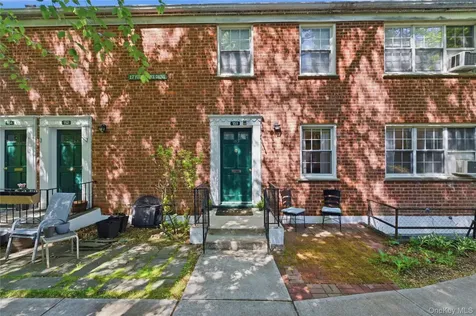 17 Fieldstone Drive Hartsdale NY 10530