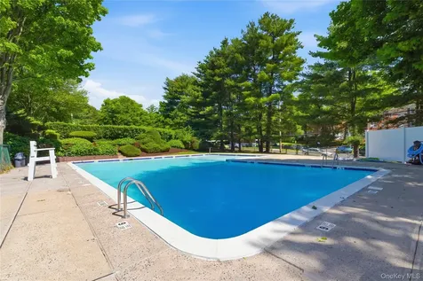 17 Fieldstone Drive Hartsdale NY 10530