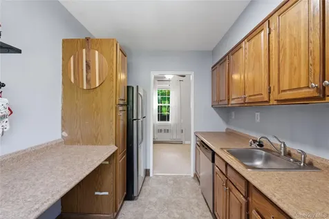 17 Fieldstone Drive Hartsdale NY 10530