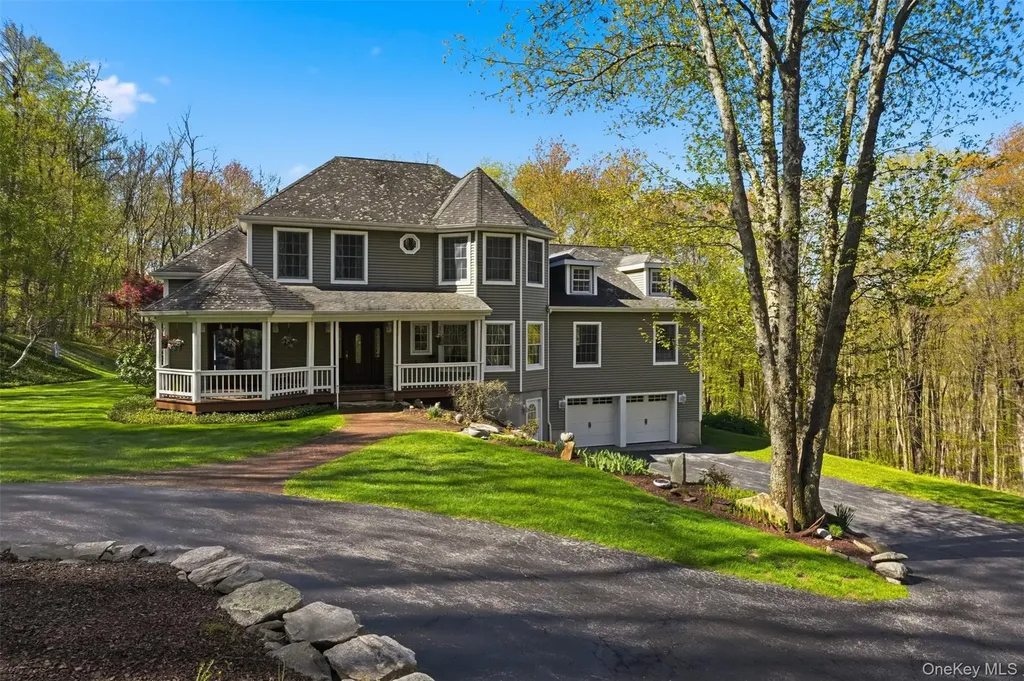 17 Skyview Lane Mahopac NY 10541