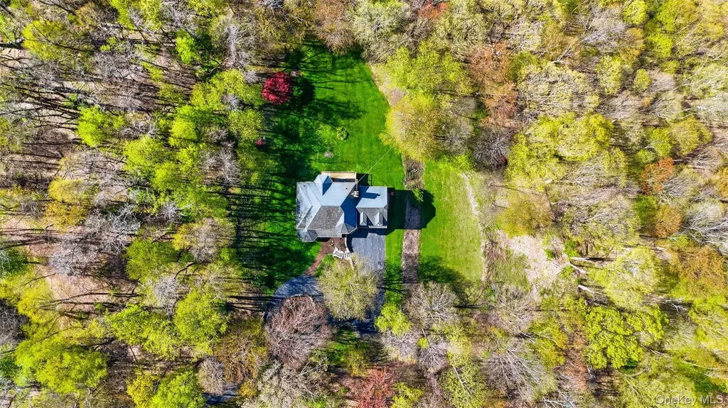 17 Skyview Lane Mahopac NY 10541