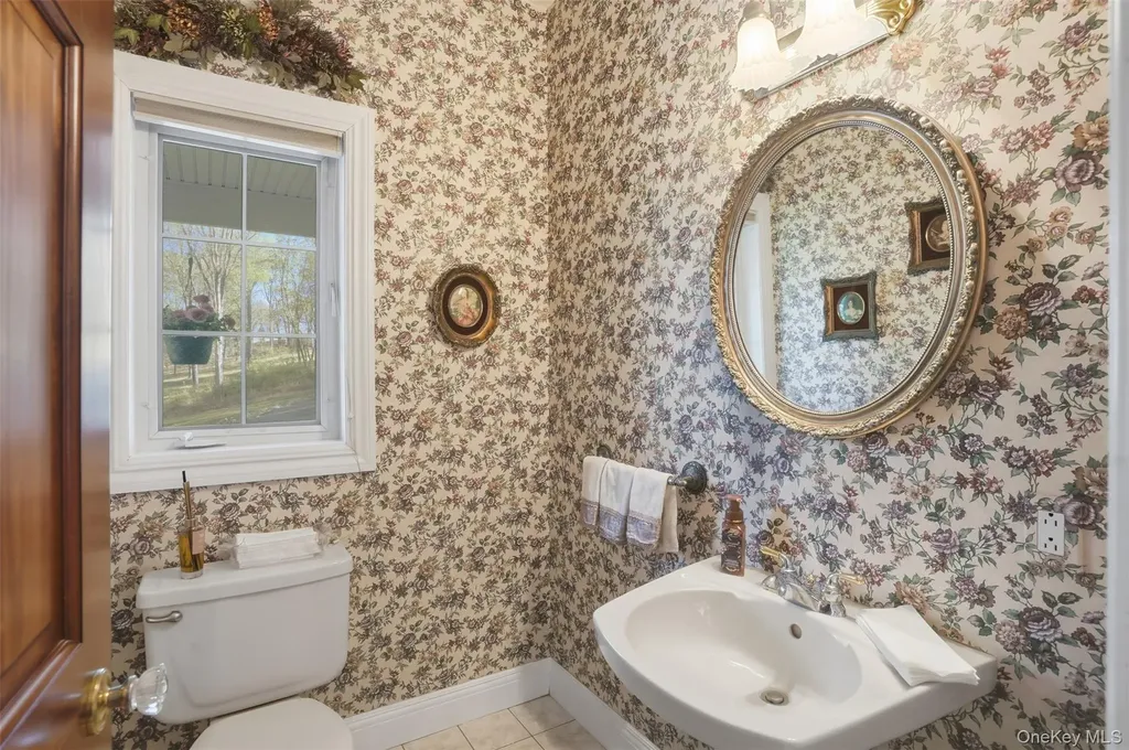 17 Skyview Lane Mahopac NY 10541