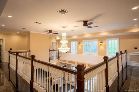 11 Buckingham Court Muttontown NY 11791