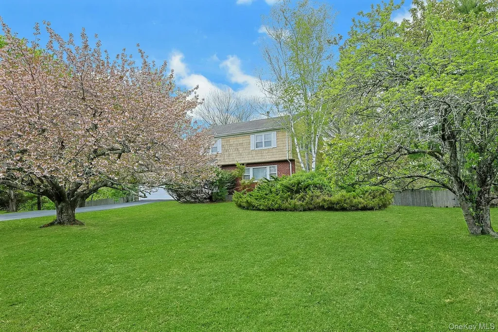 110 Eastview Drive Valhalla NY 10595