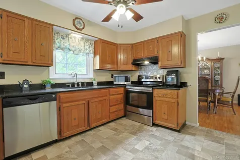 110 Eastview Drive Valhalla NY 10595