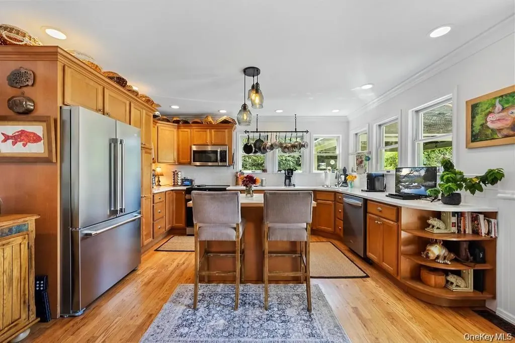 146 Old Stump Road Brookhaven NY 11719