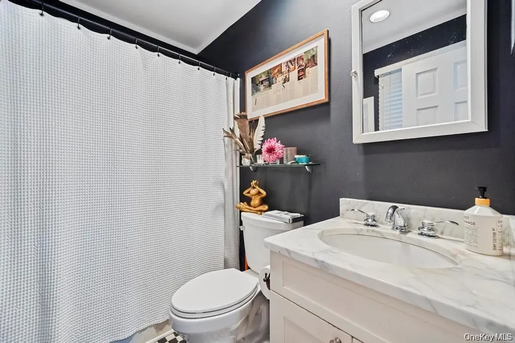 146 Old Stump Road Brookhaven NY 11719