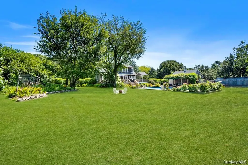 146 Old Stump Road Brookhaven NY 11719