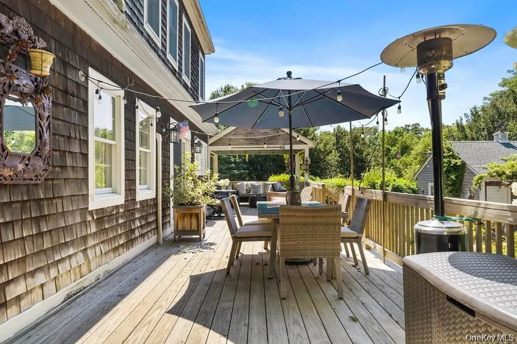 146 Old Stump Road Brookhaven NY 11719