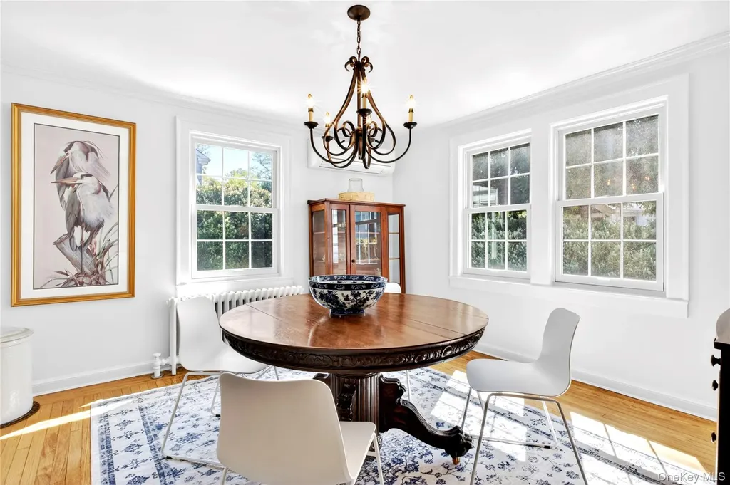 182 Ryder Road Manhasset NY 11030