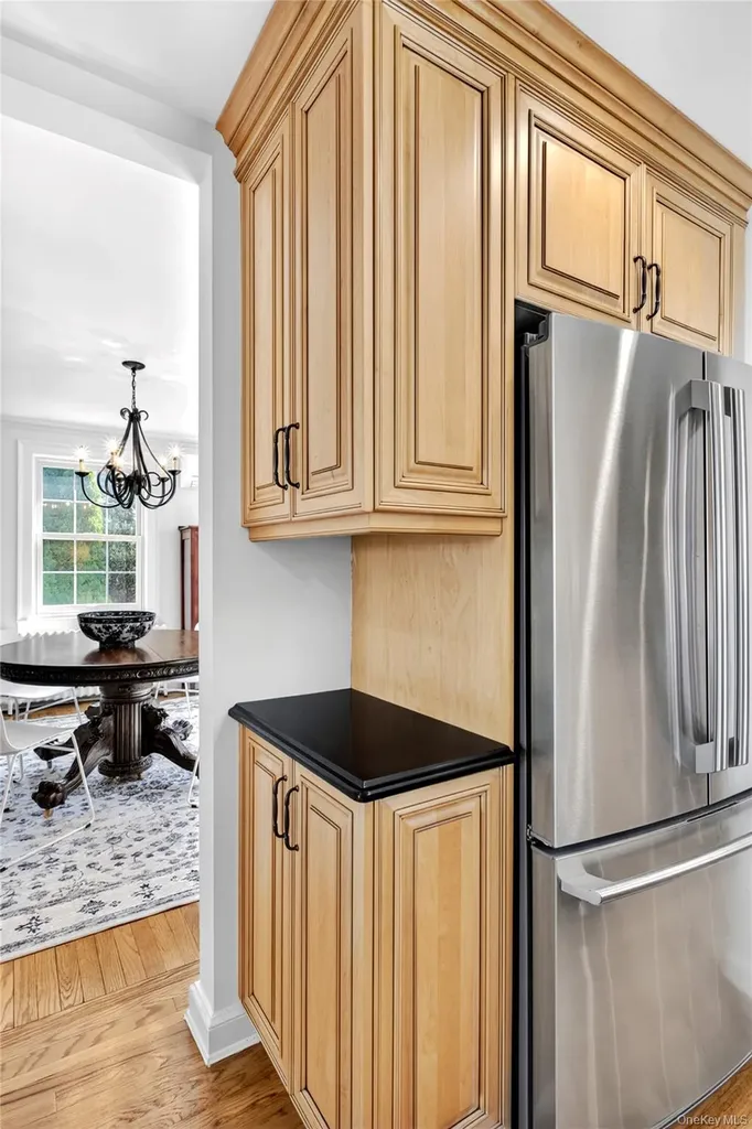 182 Ryder Road Manhasset NY 11030