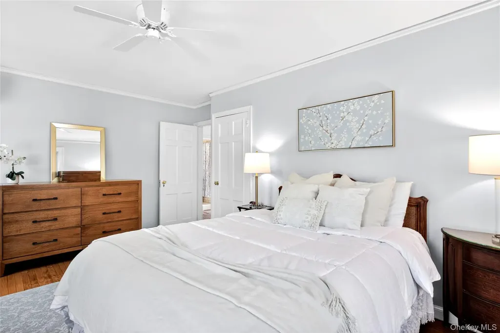 182 Ryder Road Manhasset NY 11030