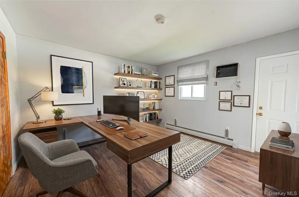 54 Ramble Lane Levittown NY 11756