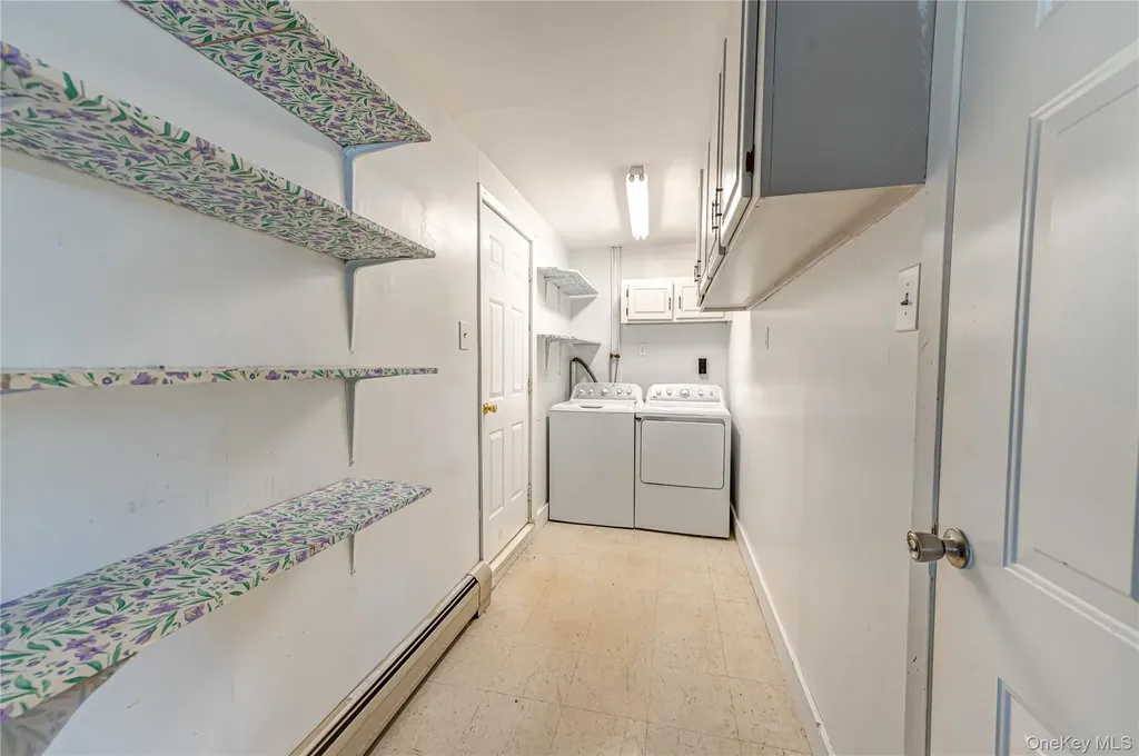 54 Ramble Lane Levittown NY 11756