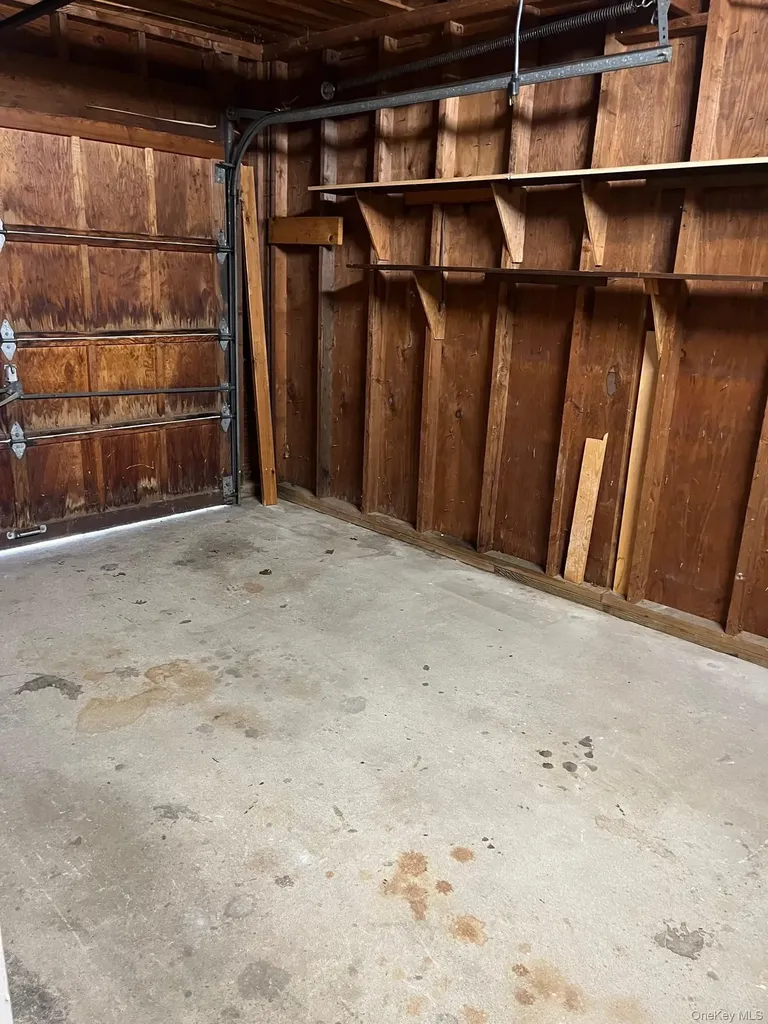 54 Ramble Lane Levittown NY 11756